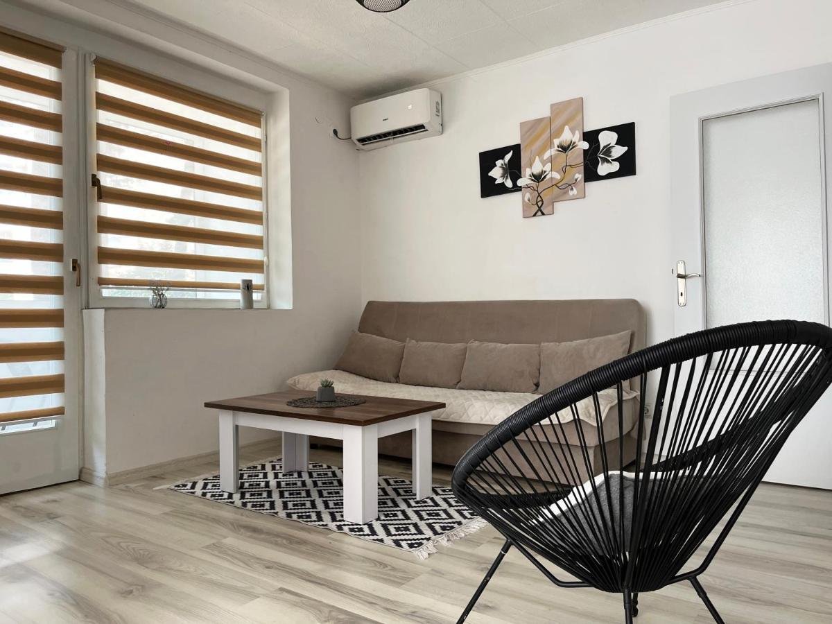 Starlux Apartment Mostar Esterno foto