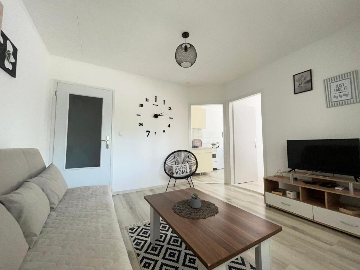 Starlux Apartment Mostar Esterno foto